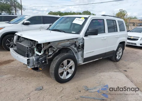 2016 Jeep Patriot Latitude z USA, uszkodzony, nr VIN 1C4NJPFB2GD649676